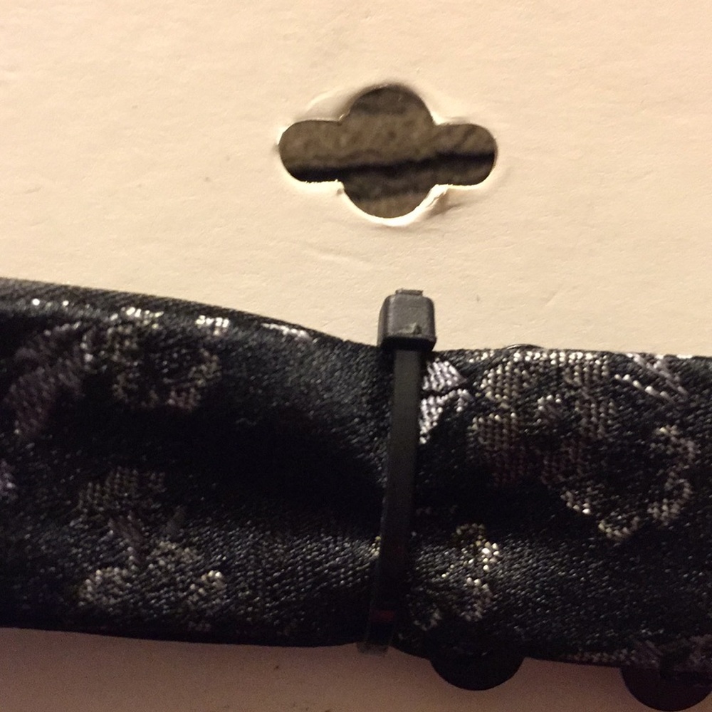 Men's Bow Tie - Picture 4 of 5